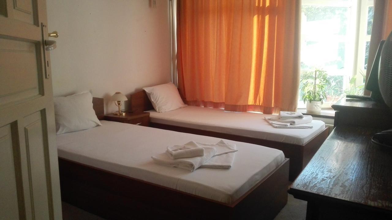 Family Hotel Rositsa Sewliewo Zewnętrze zdjęcie